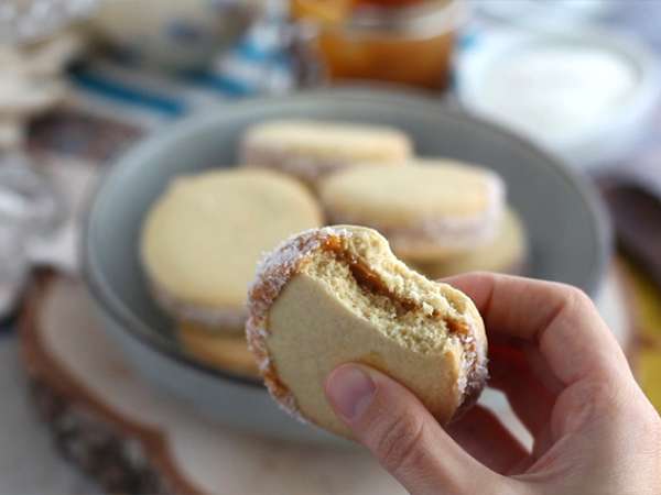 Alfajores - argentin kenyér tejlekvárral és kókuszdióval - Előkészítés lépés 8