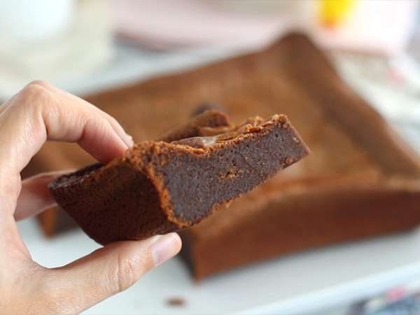 Brownie maradék húsvéti csokoládéval - Előkészítés lépés 4