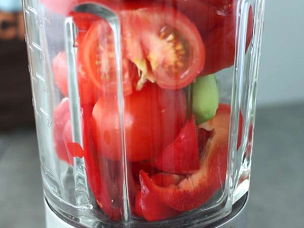 Friss és egyszerű gazpacho - Előkészítés lépés 1