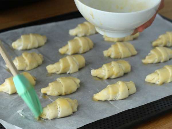 Leveles tésztás croissant sonkával és fromage frais-val - Előkészítés lépés 5