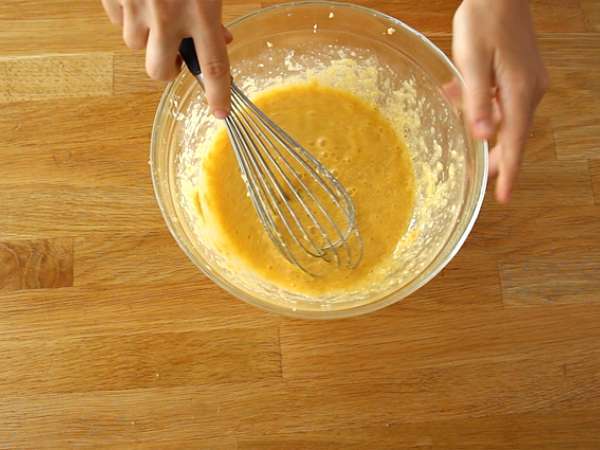 Mirabelle és mandula fejjel lefelé torta - Előkészítés lépés 3