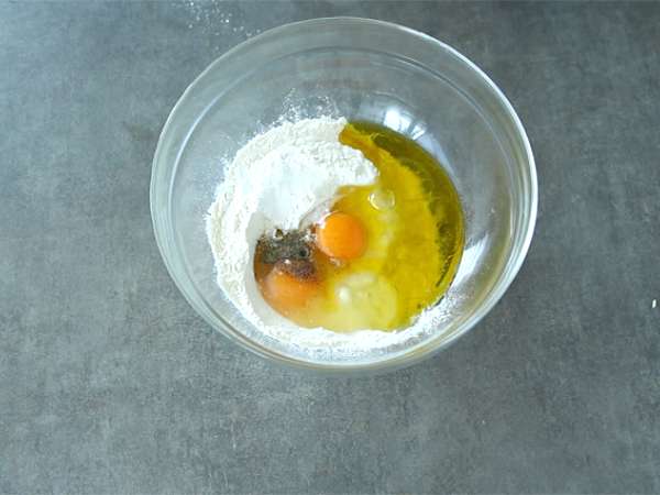 Cukkini és kecskesajtos muffinok - Előkészítés lépés 1