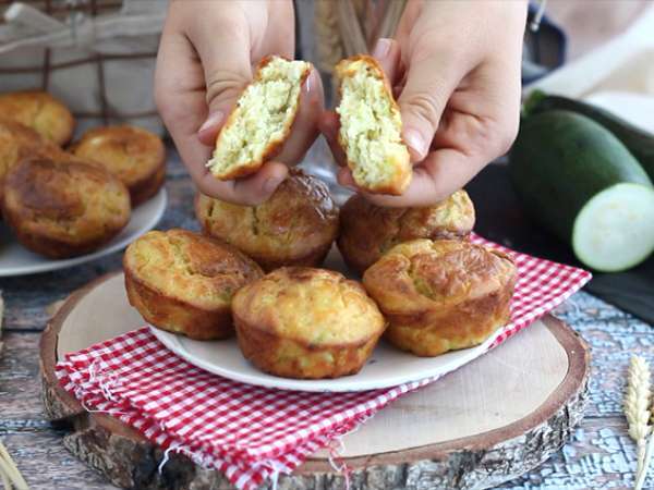 Cukkini és kecskesajtos muffinok - Előkészítés lépés 4