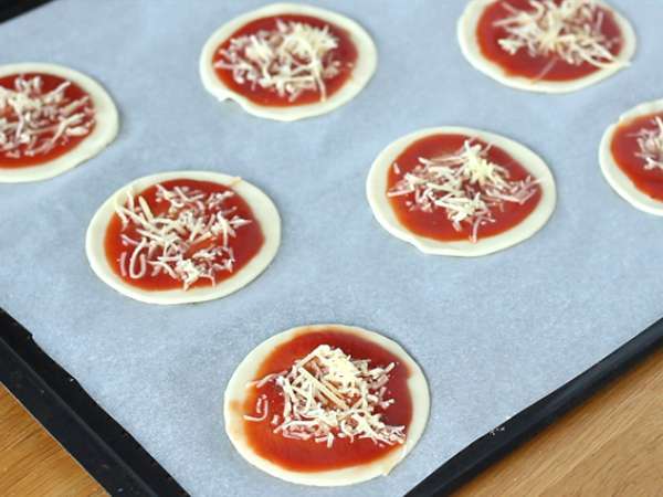 Múmia pizza leveles tészta - Előkészítés lépés 3