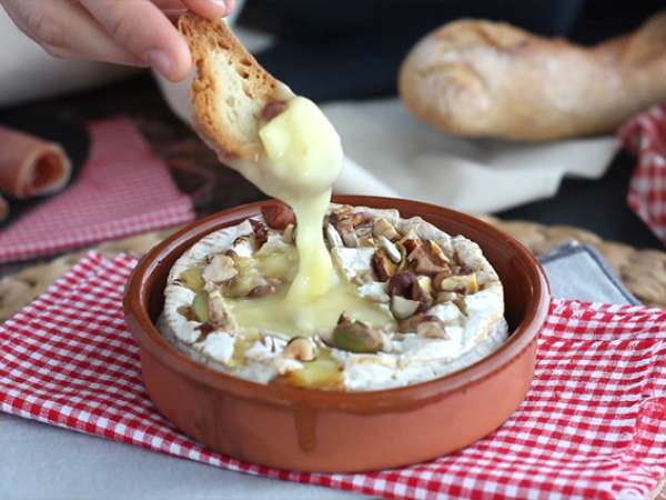 Kemencében sült camembert mézzel és dióval - Előkészítés lépés 4