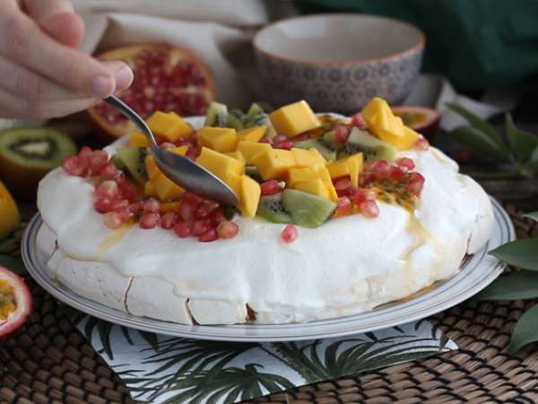 Egyszerű egzotikus gyümölcsös pavlova - Előkészítés lépés 6