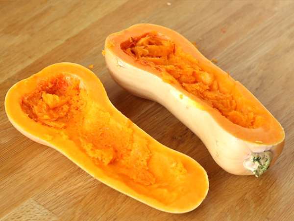 Butternut töltött quinoával és gránátalmával - Előkészítés lépés 2
