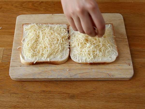 Gourmet croque-monsieur béchamel mártással - Előkészítés lépés 1