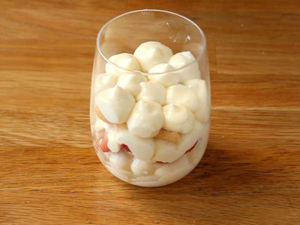 Hűtött eper tiramisu verrines - Előkészítés lépés 5