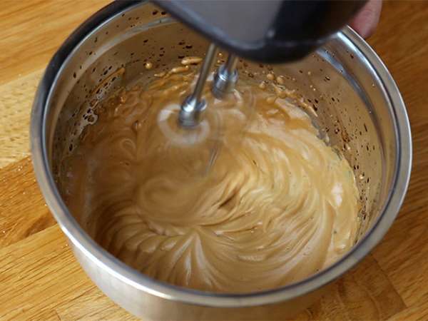 Dalgona kávé mousse - Előkészítés lépés 1