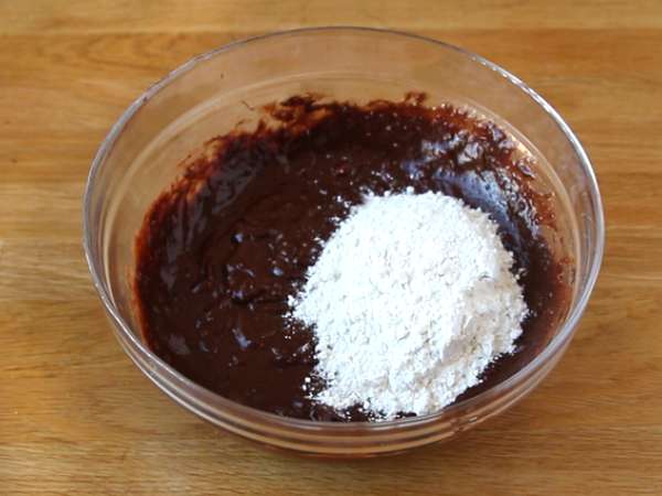 Avokádó és csokoládé Brownie vaj nélkül - laktózmentes - Előkészítés lépés 2