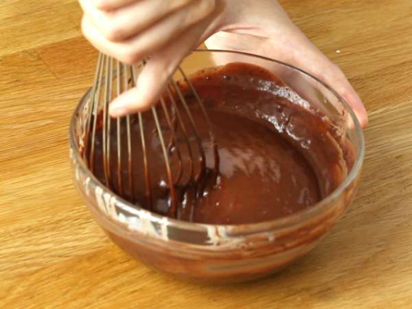 Csokoládé és oreo tortácska - Előkészítés lépés 3