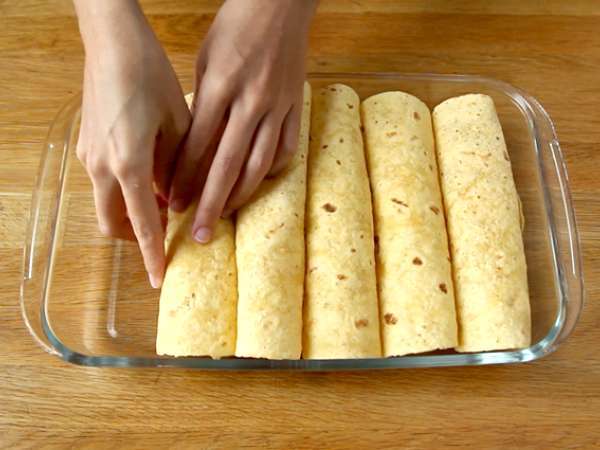 Csirke Enchiladas chili mártással - Előkészítés lépés 5