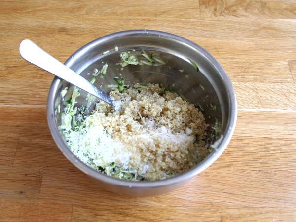 Cukkini és quinoa omlett - Előkészítés lépés 3