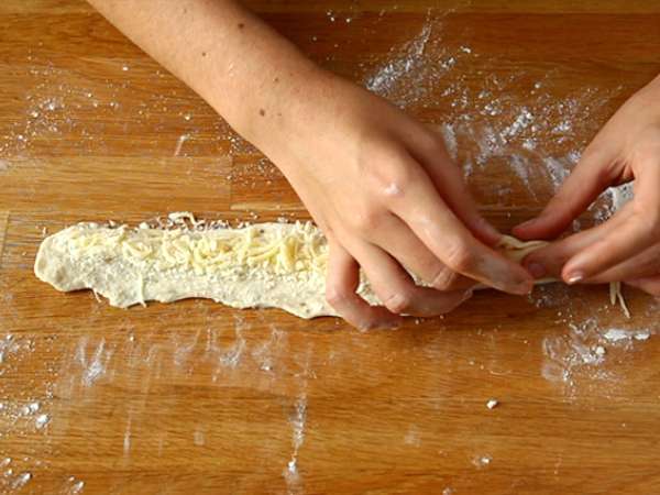 Mozzarella és rozmaringos perecek - Előkészítés lépés 4