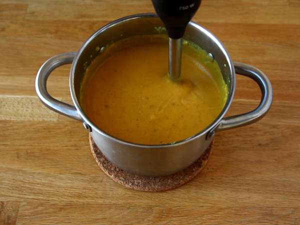Butternut és korall lencseleves - Előkészítés lépés 3