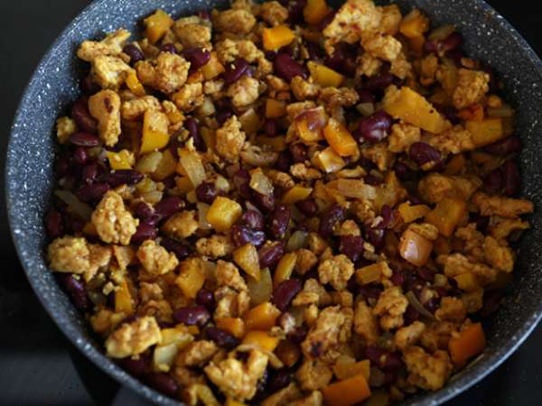 Vegetáriánus fajitas texturált szójafehérjével - Előkészítés lépés 3