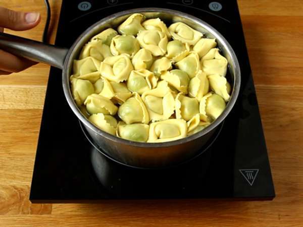 Tortellini és pesto saláta - Előkészítés lépés 1