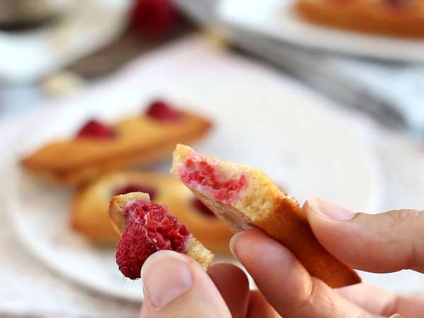 Málna Financiers, a könnyen elkészíthető részletes recept - Előkészítés lépés 7
