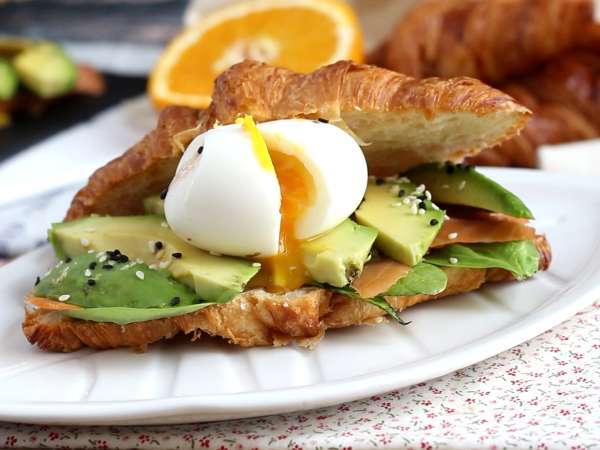 Croissant brunch szendvics - Előkészítés lépés 6