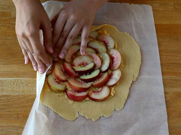 Rusztikus barackos és rozmaringos torta - Előkészítés lépés 6