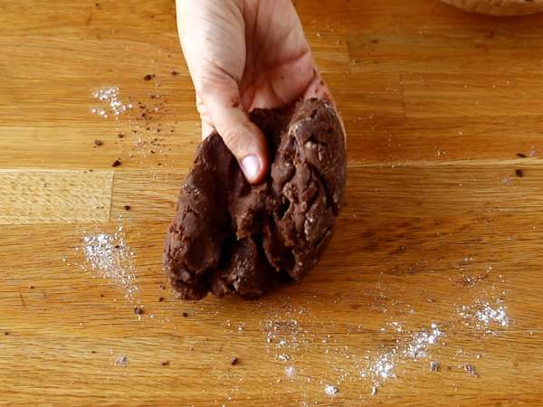 Karácsonyfa-torta: az egyetlen recept, ami helyettesítheti a fatörzset! - Előkészítés lépés 2
