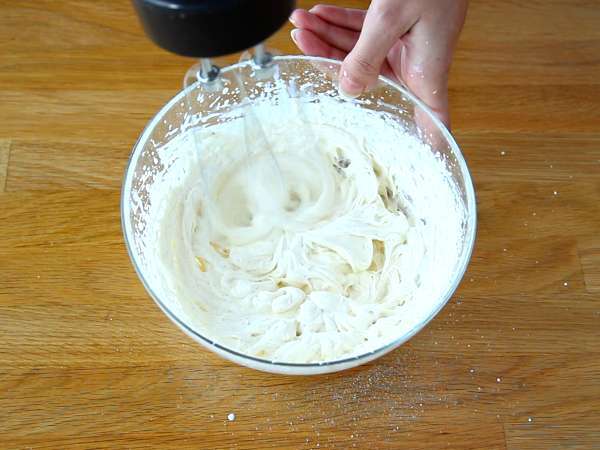 Karácsonyfa-torta: az egyetlen recept, ami helyettesítheti a fatörzset! - Előkészítés lépés 7