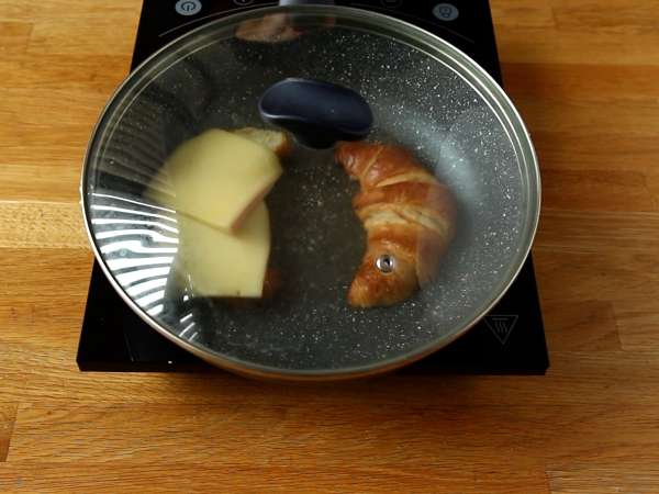 Raclette croissant szendvics egy finom villásreggelihez! - Előkészítés lépés 4