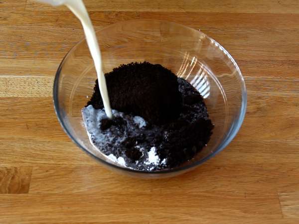 Oreo torta mindössze 3 hozzávalóból, 6 perc alatt kész a mikróban! - Előkészítés lépés 2