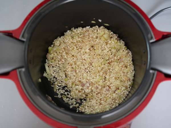 Gombás rizottó a Cookeóban - Előkészítés lépés 3