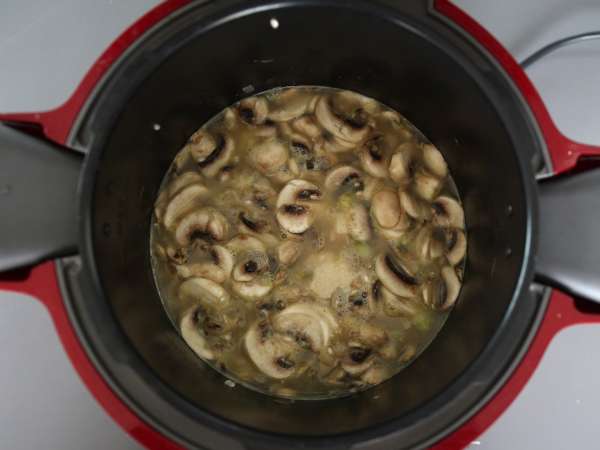 Gombás rizottó a Cookeóban - Előkészítés lépés 5