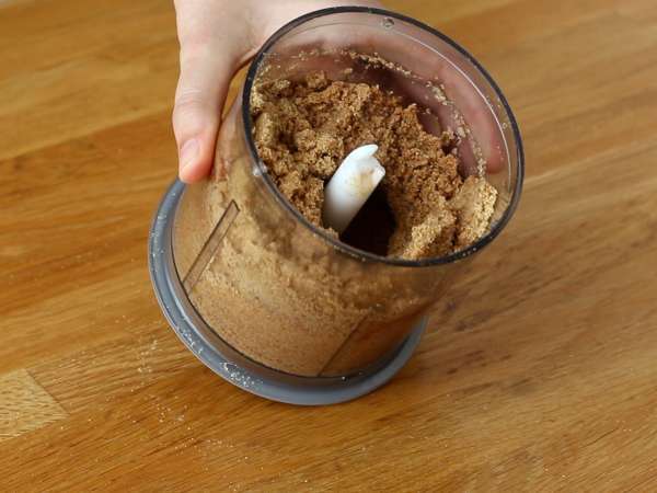 Extra-finom Snickers-stílusú sajttorta - Előkészítés lépés 1