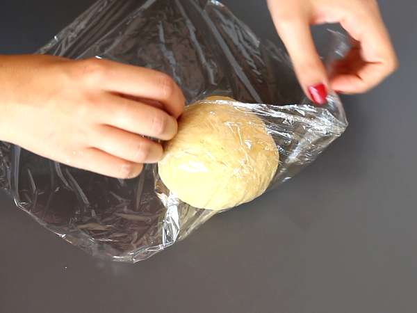 Házi készítésű tojás pappardelle: a recept lépésről lépésre elmagyarázva - Előkészítés lépés 4