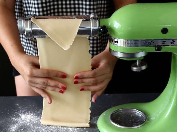 Házi készítésű tagliatelle, az eljárás lépésről lépésre elmagyarázva - Előkészítés lépés 5