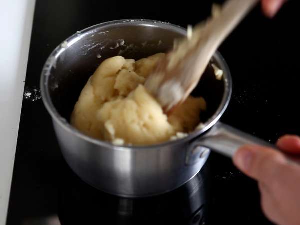 Tál alakú sült churros a bőséges feltéthez - Előkészítés lépés 2