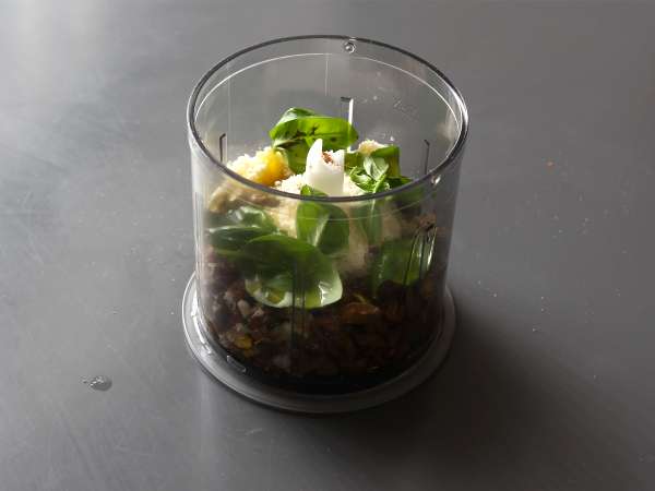 Pisztácia pesto, egy egyszerű és ízletes szósz - Előkészítés lépés 1