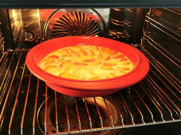 Könnyű sárgabarack clafoutis - Előkészítés lépés 7