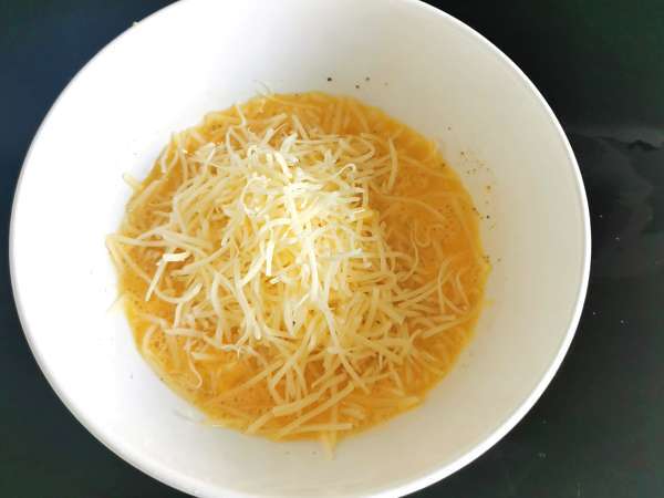 Sajtos omlett, az expressz recept 5 perc alatt kész! - Előkészítés lépés 3