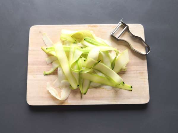 Pácolt cukkini, a tökéletes zöldséges carpaccio nyárra! - Előkészítés lépés 1