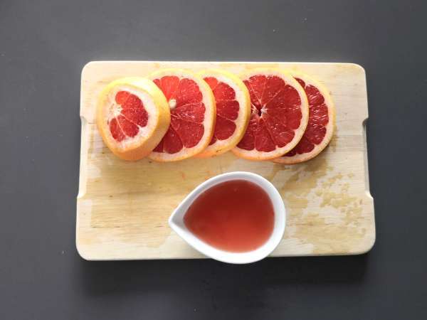 Grapefruit és rozmaring ízű víz: a méregtelenítő ital hozzáadott cukor nélkül - Előkészítés lépés 1