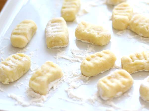Burgonya gnocchi: az összes titok az otthoni elkészítéshez! - Előkészítés lépés 7