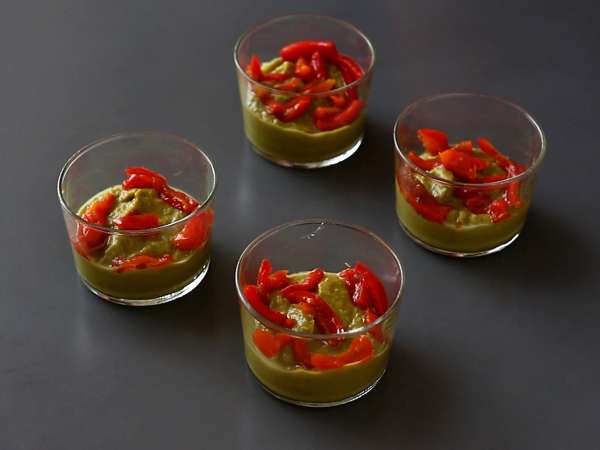 Vegetáriánus verrines: borsókrémleves, parmezán morzsa és mascarpone krém - Előkészítés lépés 8