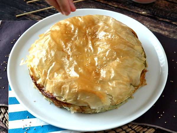 Spanakopita, a szuperegyszerű görög pite spenóttal és feta sajttal - Előkészítés lépés 9