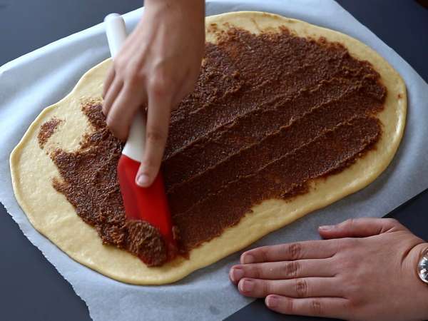 Fahéjas tekercs, fahéjas briós vaníliás cukormázzal - Előkészítés lépés 5