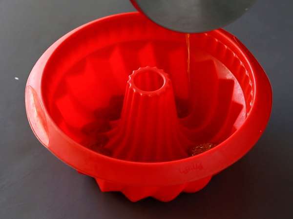 Choco flan, a nedves csokoládétorta és a vaníliás karamellás flan tökéletes kombinációja. - Előkészítés lépés 2