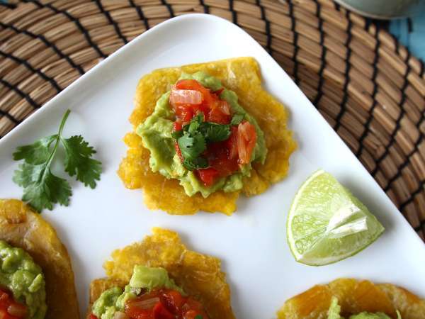 Patacones, kolumbiai plantain pirítós guacamole-val és paradicsommal - Előkészítés lépés 11