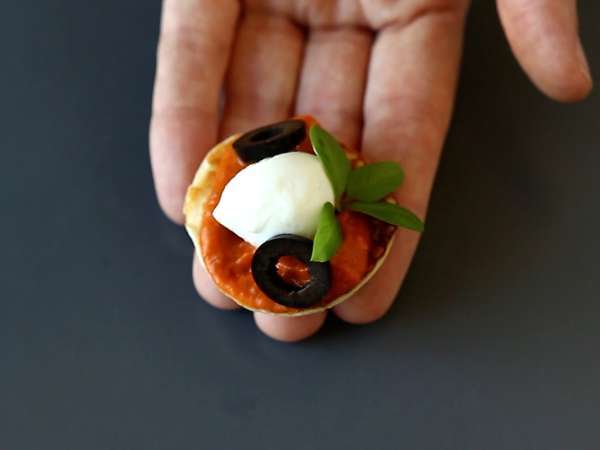 Blini tál töltelékkel, a tökéletes változatos aperitif az ünnepi szezonban - Előkészítés lépés 3