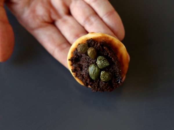 Blini tál töltelékkel, a tökéletes változatos aperitif az ünnepi szezonban - Előkészítés lépés 4