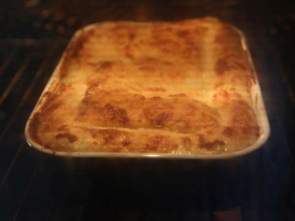 Extra olvadó ricotta és spenótos lasagne - Előkészítés lépés 11