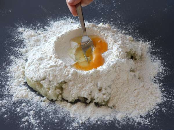 Gnocchi alla Sorrentina a serpenyőben: a gyors és szaftos recept, amit mindenki szeret! - Előkészítés lépés 4